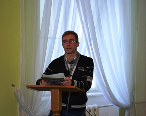 Виступає студент IV курсу інституту музичного мистецтва Іван Собіль